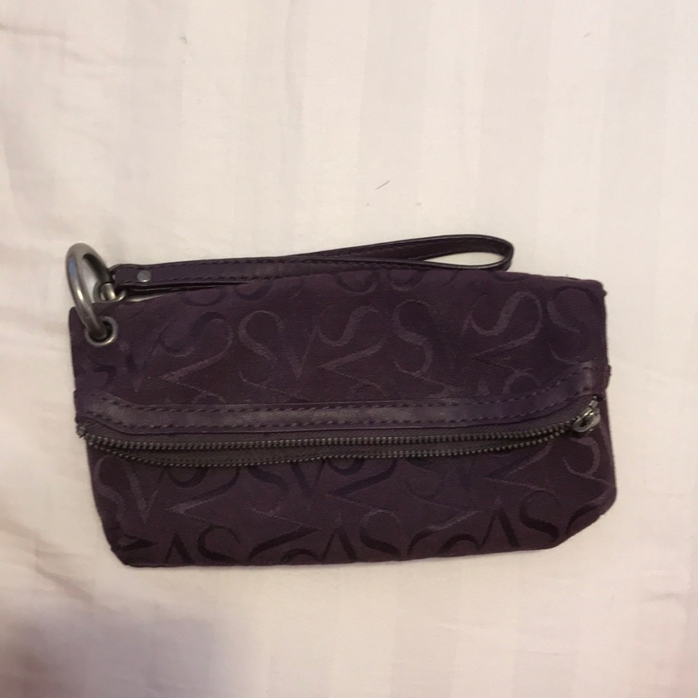 Vera Wang wallet
